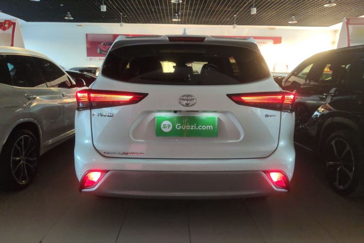 Used Toyota Highlander 2024 2.5L Smart Electric Hybrid Dual-Motor Two-Wheel-Drive Prestige Version 7 Seats Rear