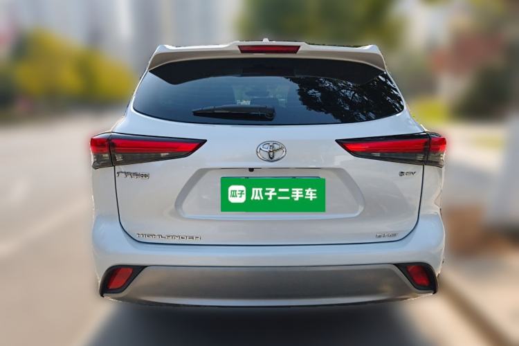 Used Toyota Highlander 2024 2.5L Smart Electric Hybrid Dual-Motor All-Wheel-Drive Luxury 7-Seater Rear