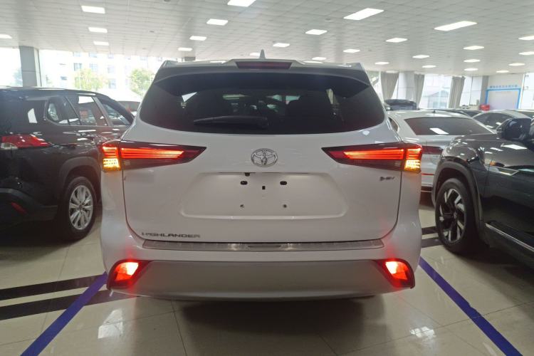 Used Toyota Highlander 2024 2.5L Smart Electric Hybrid Dual-Motor Two-Wheel-Drive Elite Edition 5 Seats Rear