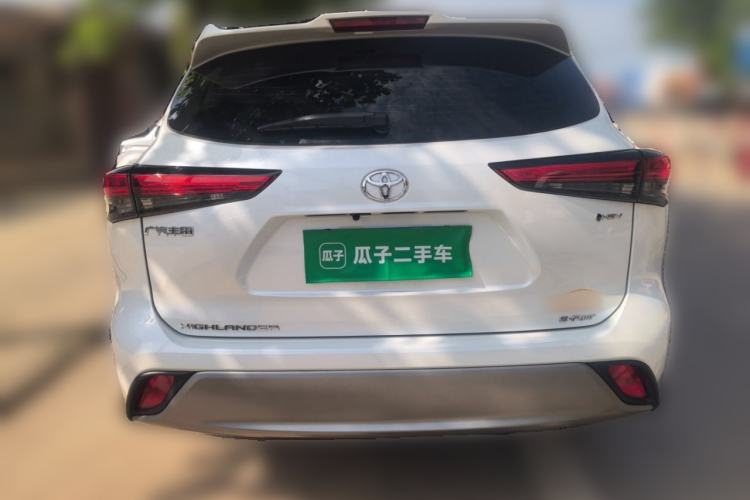 Used Toyota Highlander 2024 2.5L Smart Electric Hybrid Dual-Motor All-Wheel-Drive Luxury 7-Seater Rear