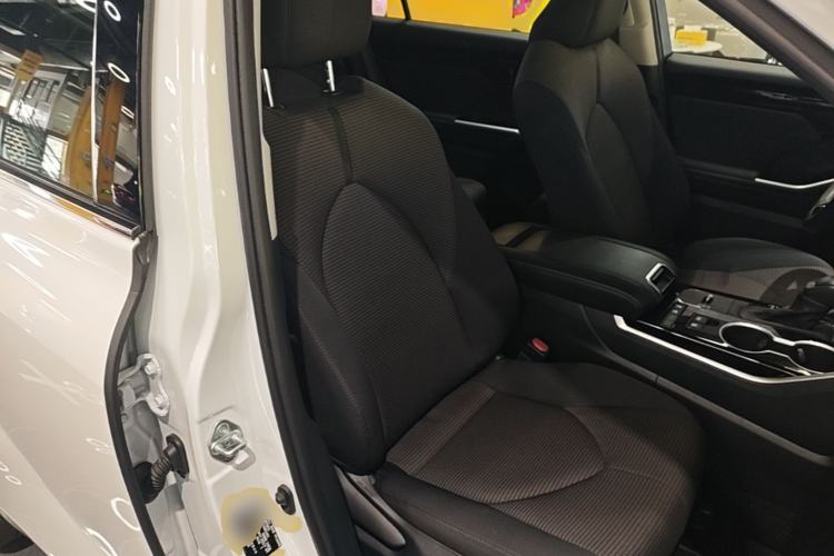 Used Toyota Highlander 2024 2.5L Smart Electric Hybrid Dual-Motor Two-Wheel-Drive Elite Edition 5 Seats Right Front Seat