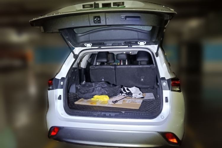 Used Toyota Highlander 2024 2.5L Smart e-Power Dual-Motor All-Wheel-Drive Elite Version – 7 Seats Trunk