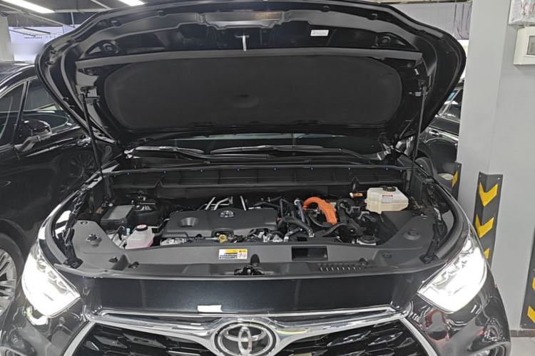 Used Toyota Highlander 2026 Model 2.5L Intelligent Electric Hybrid Dual-Engine All-Wheel-Drive Prestige Edition 7-seater Engine Bay