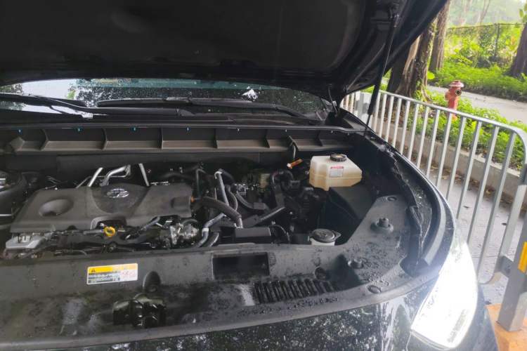 Used Toyota Highlander 2026 Model 2.5L Intelligent Electric Hybrid Dual-Engine Two-Wheel-Drive Elite Edition 7-seater Engine Bay Left