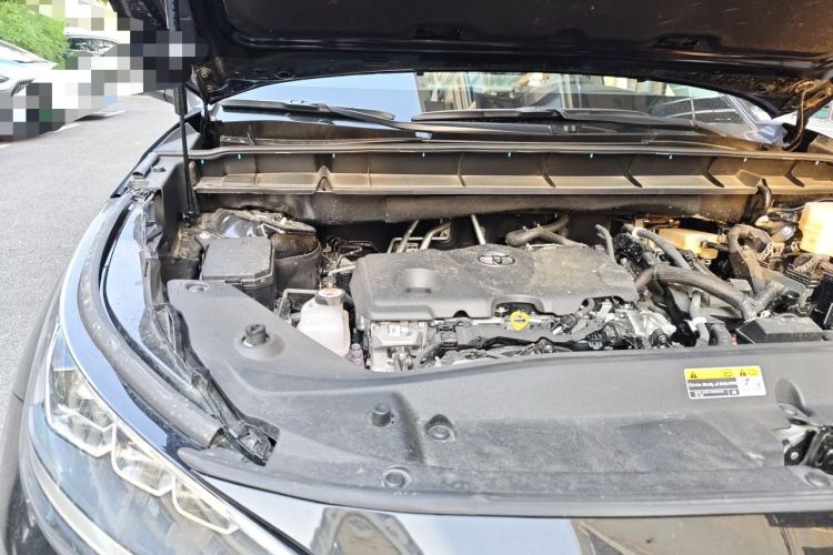 Used Toyota Highlander 2026 Model 2.5L Intelligent Electric Hybrid Dual-Engine Two-Wheel-Drive Luxury Edition 7-seater Engine Bay Right