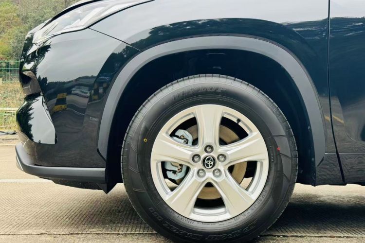 Used Toyota Highlander 2026 Model 2.5L Intelligent Electric Hybrid Dual-Engine Two-Wheel-Drive Elite Edition 7-seater Exterior 7