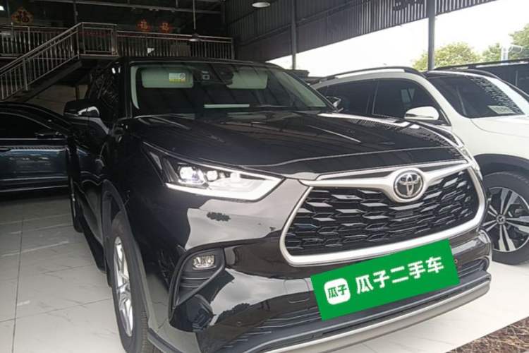 Used Toyota Highlander 2026 Model 2.5L Intelligent Electric Hybrid Dual-Engine Two-Wheel-Drive Elite Edition 7-seater Front Right 45 Deg