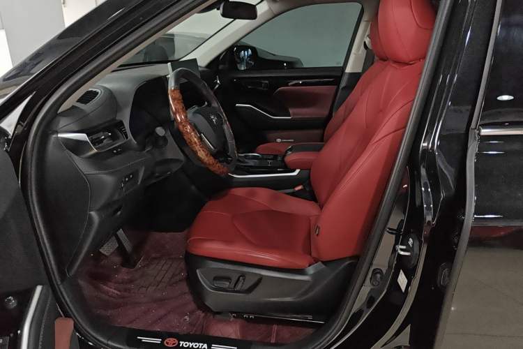 Used Toyota Highlander 2026 Model 2.5L Intelligent Electric Hybrid Dual-Engine Two-Wheel-Drive Elite Edition 5-seater Left Front Seat