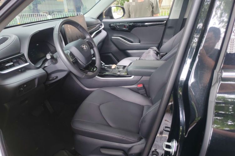 Used Toyota Highlander 2026 Model 2.5L Intelligent Electric Hybrid Dual-Engine Two-Wheel-Drive Elite Edition 7-seater Left Front Seat