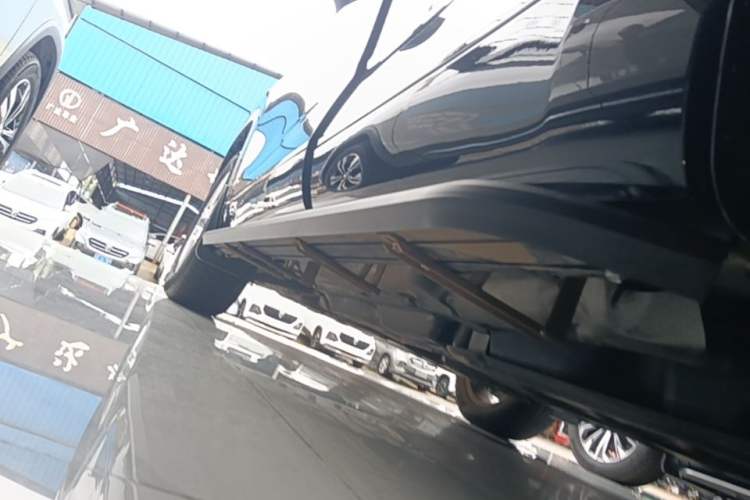 Used Toyota Highlander 2026 Model 2.5L Intelligent Electric Hybrid Dual-Engine Two-Wheel-Drive Elite Edition 7-seater Left Side Sill