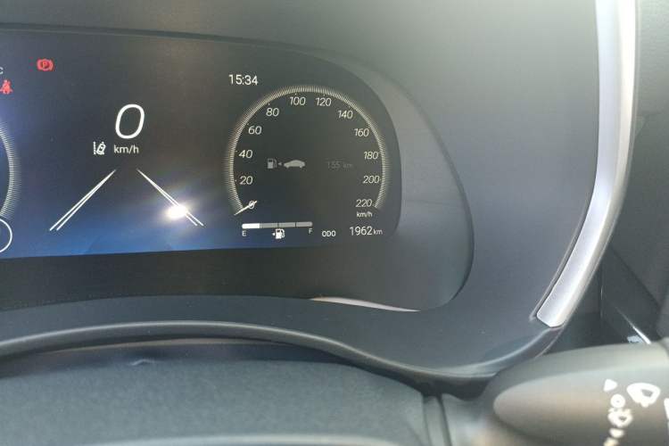 Used Toyota Highlander 2026 Model 2.5L Intelligent Electric Hybrid Dual-Engine Two-Wheel-Drive Elite Edition 5-seater Odometer Close Up