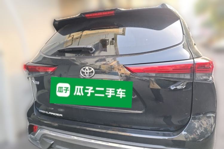 Used Toyota Highlander 2026 Model 2.5L Intelligent Electric Hybrid Dual-Engine Two-Wheel-Drive Luxury Edition 7-seater Rear