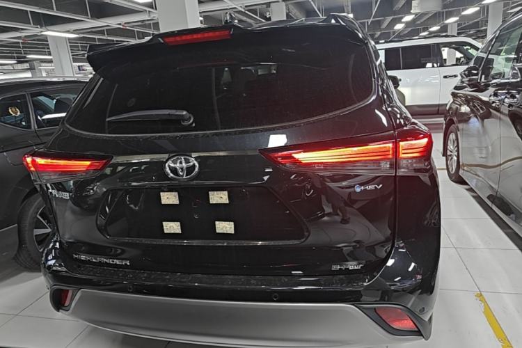 Used Toyota Highlander 2026 Model 2.5L Intelligent Electric Hybrid Dual-Engine All-Wheel-Drive Prestige Edition 7-seater Rear
