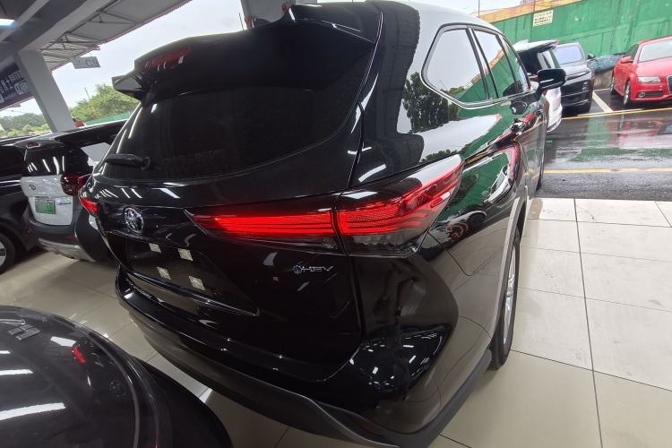 Used Toyota Highlander 2026 Model 2.5L Intelligent Electric Hybrid Dual-Engine Two-Wheel-Drive Elite Edition 7-seater Rear