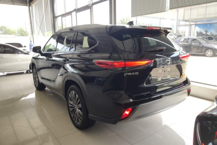 Used Toyota Highlander 2026 Model 2.5L Intelligent Electric Hybrid Dual-Engine Two-Wheel-Drive Luxury Edition 7-seater Rear Left 45 Deg