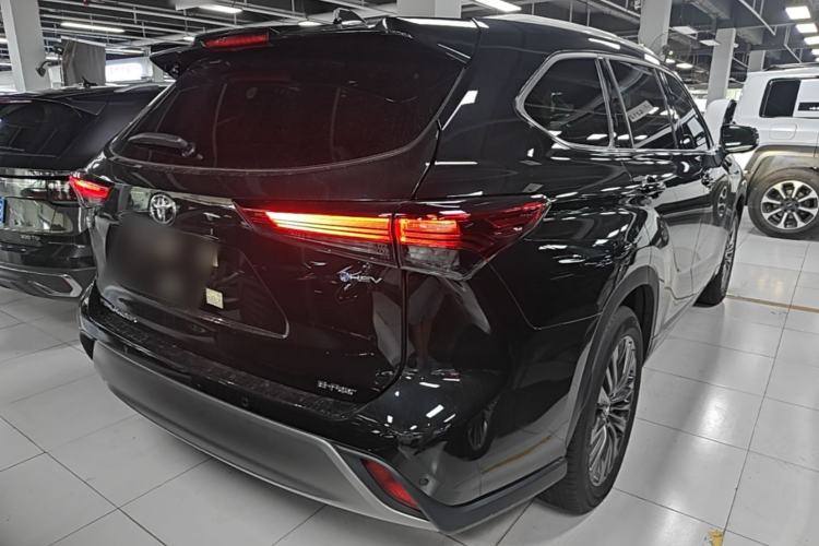 Used Toyota Highlander 2026 Model 2.5L Intelligent Electric Hybrid Dual-Engine All-Wheel-Drive Prestige Edition 7-seater Rear Right 45 Deg
