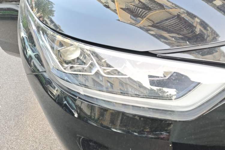 Used Toyota Highlander 2026 Model 2.5L Intelligent Electric Hybrid Dual-Engine Two-Wheel-Drive Luxury Edition 7-seater Right Front Headlight