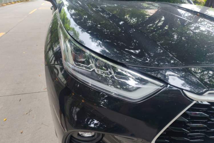 Used Toyota Highlander 2026 Model 2.5L Intelligent Electric Hybrid Dual-Engine Two-Wheel-Drive Elite Edition 7-seater Right Front Headlight