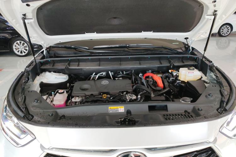 Used Toyota Highlander 2026 Model 2.5L Intelligent Electric Hybrid Dual-Engine All-Wheel-Drive Elite Edition 7-seater Engine Bay