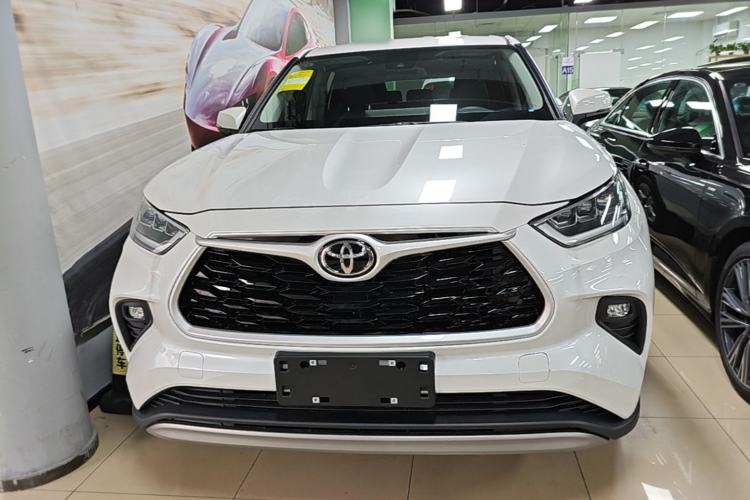 Used Toyota Highlander 2026 Model 2.5L Intelligent Electric Hybrid Dual-Engine All-Wheel-Drive Elite Edition 7-seater Front