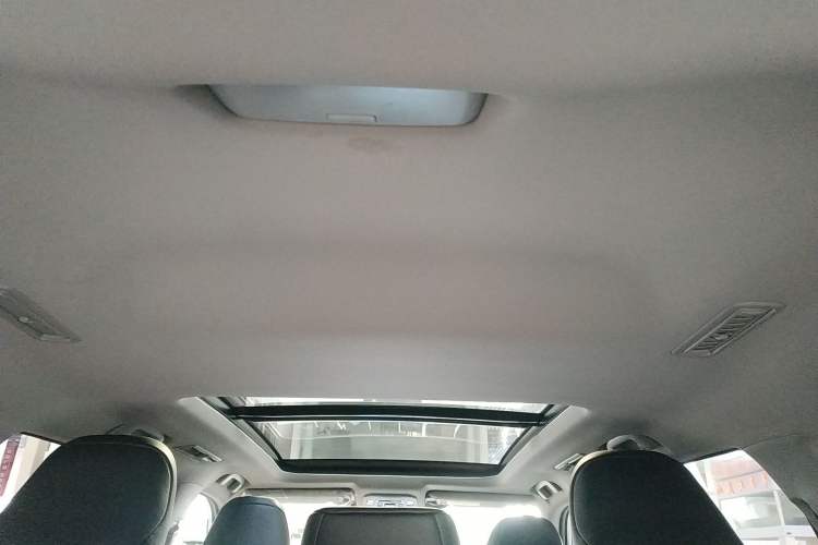 Used Toyota Highlander 2026 Model 2.5L Intelligent Electric Hybrid Dual-Engine Two-Wheel-Drive Luxury Edition 7-seater Headliner