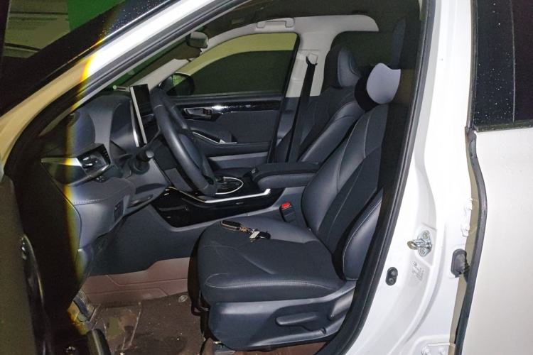 Used Toyota Highlander 2026 Model 2.5L Intelligent Electric Hybrid Dual-Engine All-Wheel-Drive Elite Edition 7-seater Left Front Seat