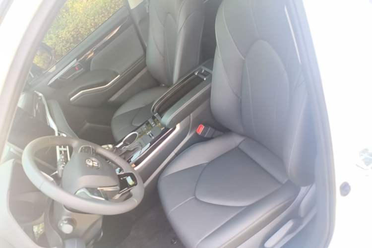 Used Toyota Highlander 2026 Model 2.5L Intelligent Electric Hybrid Dual-Engine Two-Wheel-Drive Elite Edition 7-seater Left Front Seat