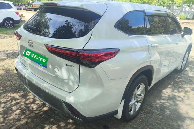 Used Toyota Highlander 2026 Model 2.5L Intelligent Electric Hybrid Dual-Engine Two-Wheel-Drive Elite Edition 7-seater Rear Right 45 Deg