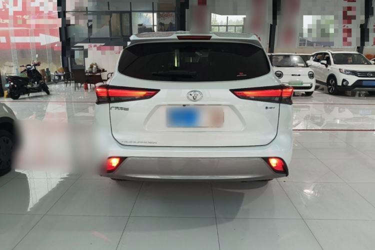 Used Toyota Highlander 2026 Model 2.5L Intelligent Electric Hybrid Dual-Engine Two-Wheel-Drive Elite Edition 5-seater Rear