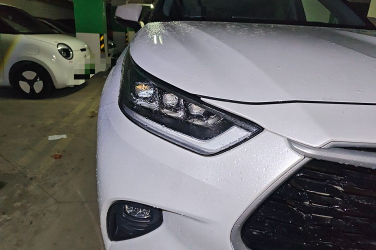 Used Toyota Highlander 2026 Model 2.5L Intelligent Electric Hybrid Dual-Engine All-Wheel-Drive Elite Edition 7-seater Right Front Headlight