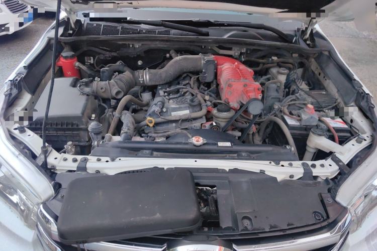Used Toyota Hilux  Engine Bay