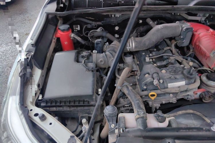 Used Toyota Hilux  Engine Bay Right