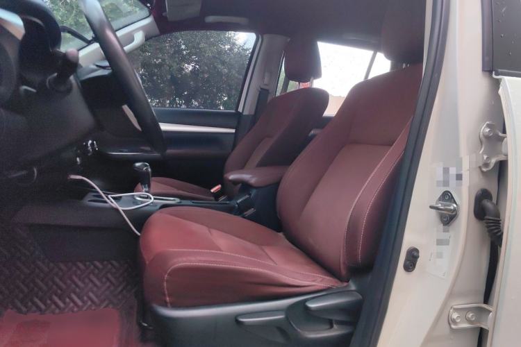 Used Toyota Hilux  Left Front Seat