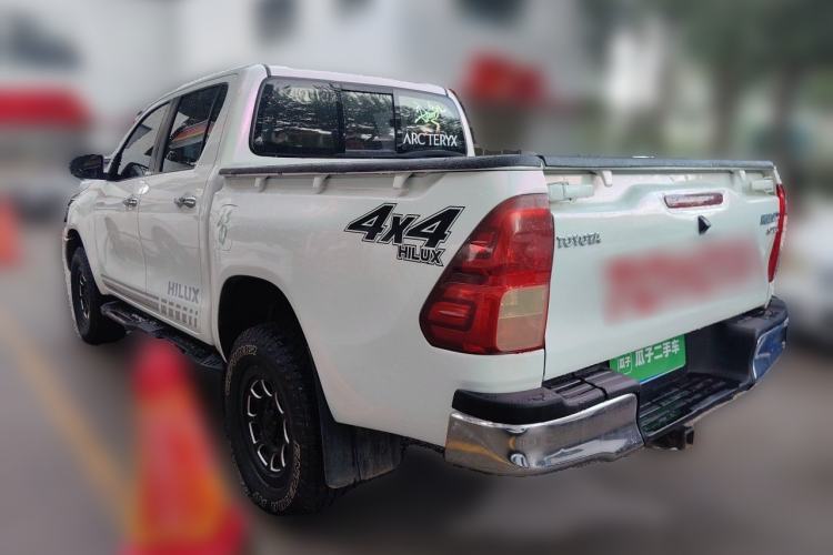 Used Toyota Hilux  Rear Left 45 Deg