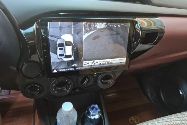 Used Toyota Hilux  Audio And AC Panel