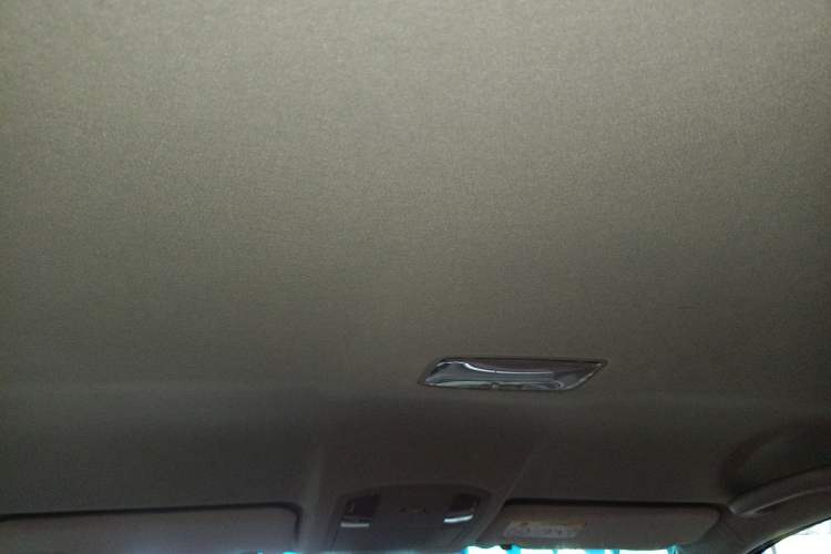 Used Toyota Hilux 2018 2.7L Automatic 4x4 GL – Middle East Headliner