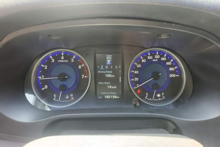 Used Toyota Hilux  Instrument Cluster