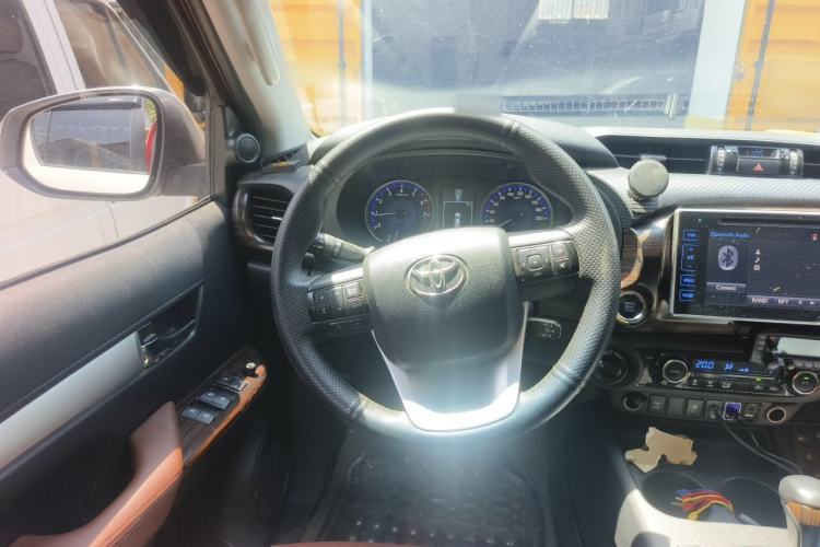 Used Toyota Hilux  Steering Wheel
