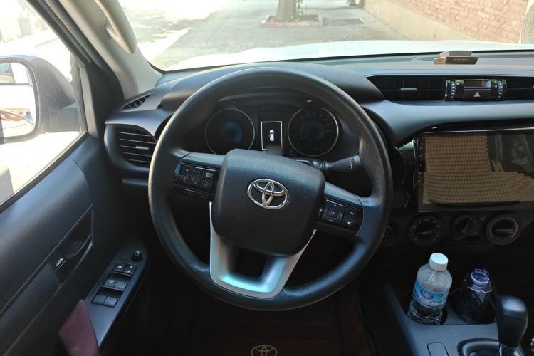 Used Toyota Hilux  Steering Wheel