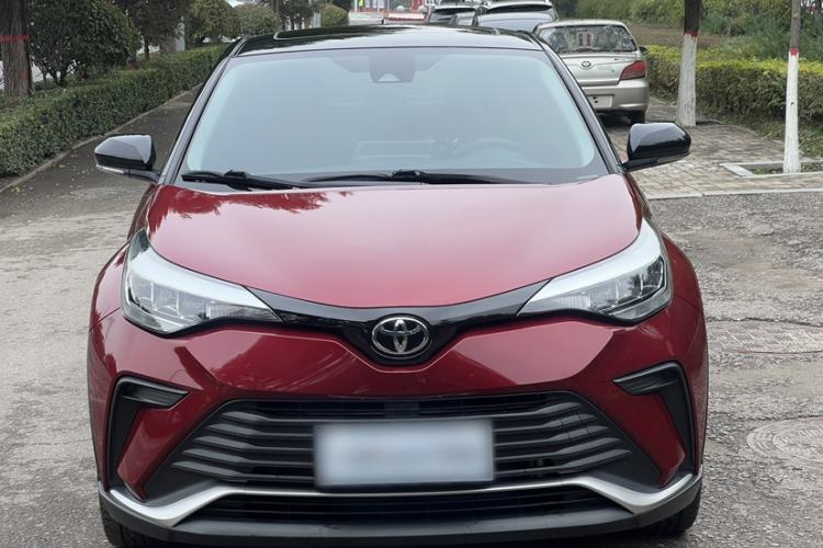 Used Toyota IZOA 2021 2.0L Yichi Version Exterior 1