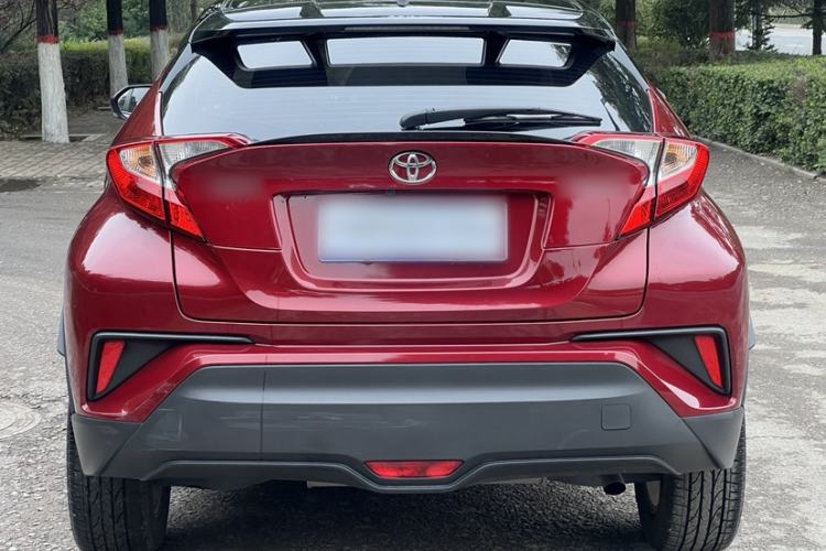 Used Toyota IZOA 2021 2.0L Yichi Version Exterior 5