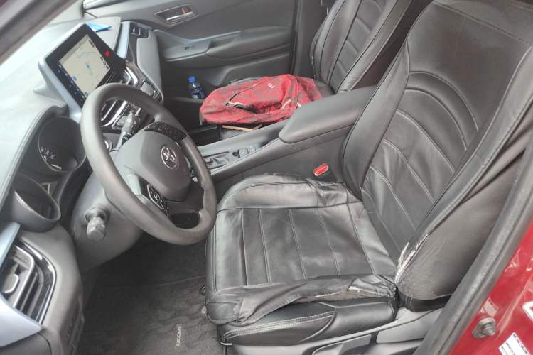 Used Toyota IZOA 2021 2.0L Enjoy Edition Left Front Seat