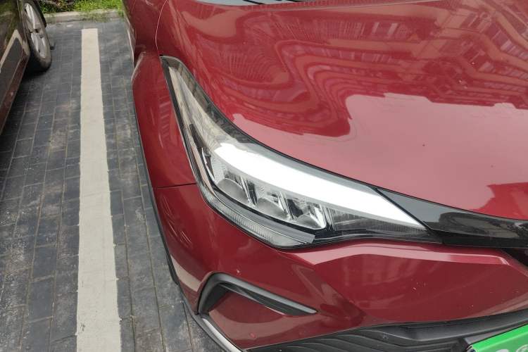Used Toyota IZOA 2021 2.0L Enjoy Edition Right Front Headlight
