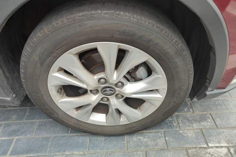 Used Toyota IZOA 2021 2.0L Enjoy Edition Right Front Wheel Hub