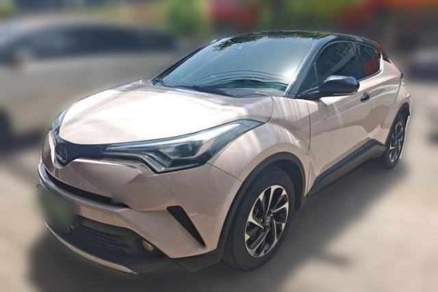 Used Toyota IZOA 2018 2.0L Yixuan Version China V Standard