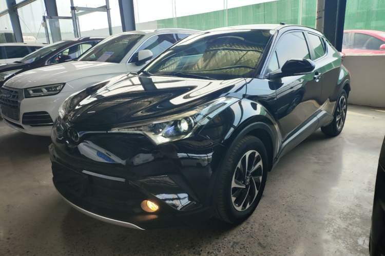 Used Toyota IZOA 2018 2.0L Yichi Version China VI Standard Guazi used car, China used car export, Used car for sale, Used cars, Cheapest cars for sale