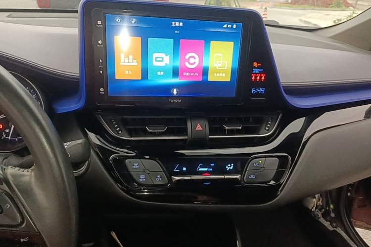 Used Toyota IZOA 2018 2.0L Yichi Version China VI Standard Audio And AC Panel