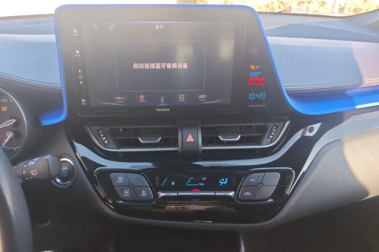 Used Toyota IZOA 2018 2.0L Yichi Version China VI Standard Audio And AC Panel