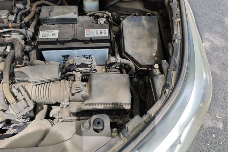 Used Toyota IZOA 2018 2.0L Yichi Version China VI Standard Engine Bay Left