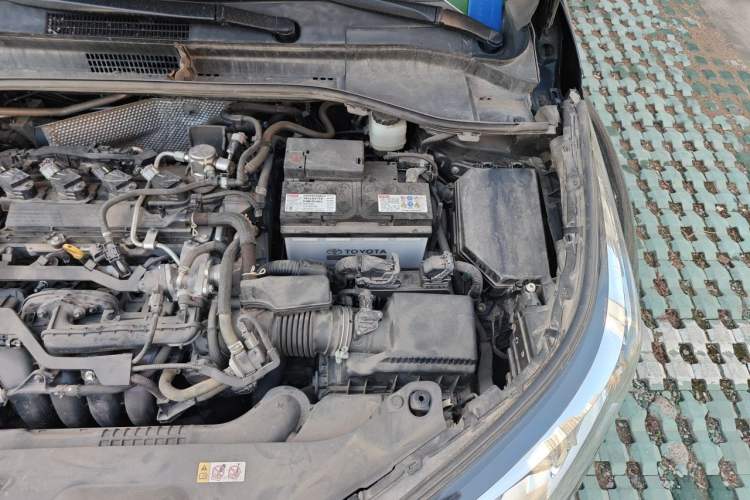 Used Toyota IZOA 2018 2.0L Yichi Version China VI Standard Engine Bay Left